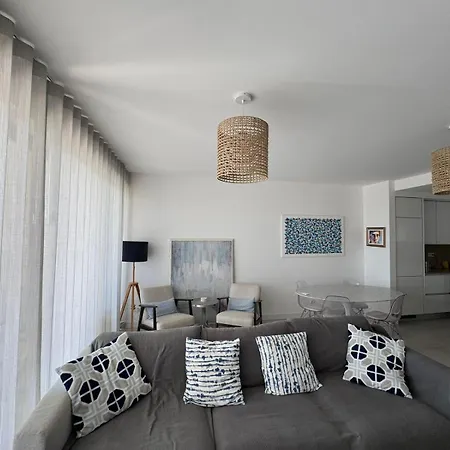 Oasis Mar Deluxe شقة